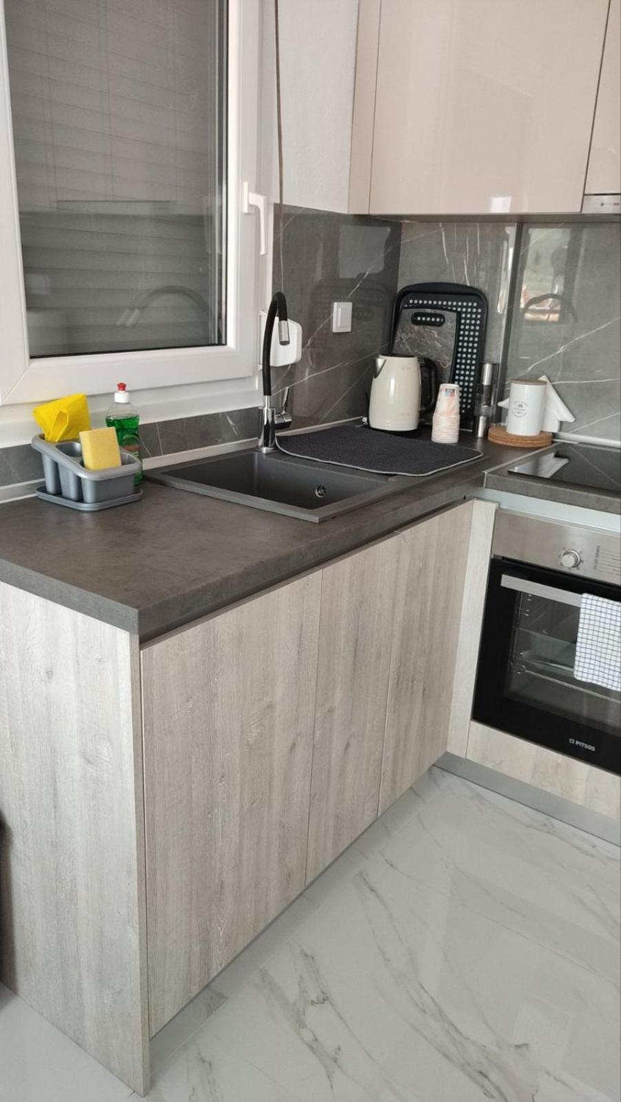 Ellis-Suites Nea Peramos Kavala 外观 照片