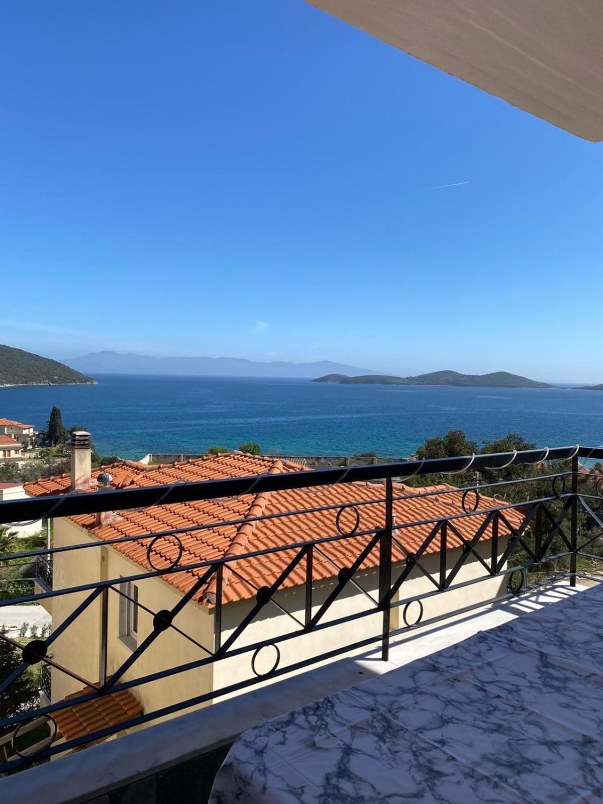Ellis-Suites Nea Peramos Kavala 外观 照片