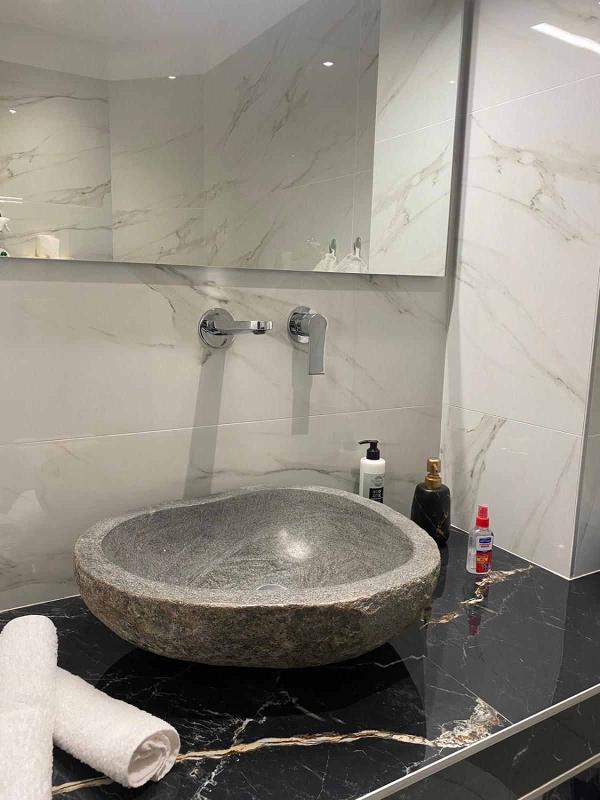 Ellis-Suites Nea Peramos Kavala 外观 照片